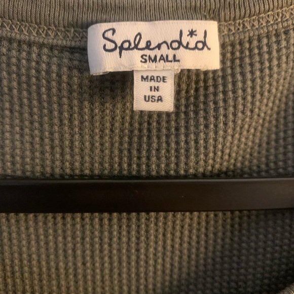 Splendid Cold Shoulder Waffle Knit Long Sleeve Top on Olive Sz. Small - Picture 3 of 4